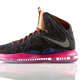 Illustration for article titled Man Fatally Shot Trying To Rob People Waiting For New LeBron Sneakers